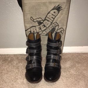 Freebird booties!